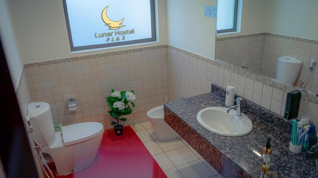 Lunar Hostel Plus ดูไบ ภายนอก รูปภาพ