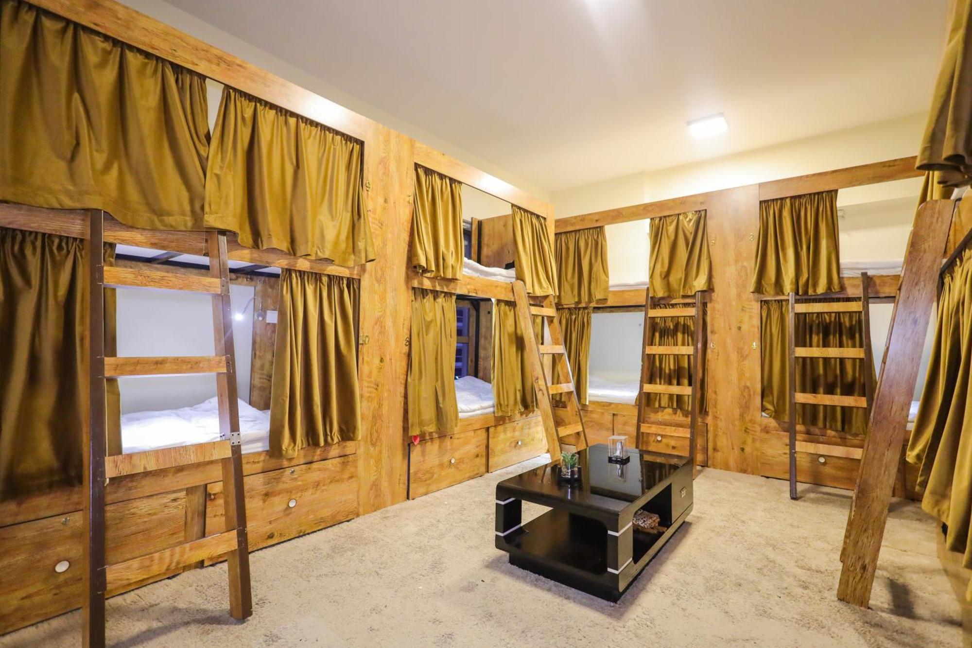 Lunar Hostel Plus ดูไบ ภายนอก รูปภาพ